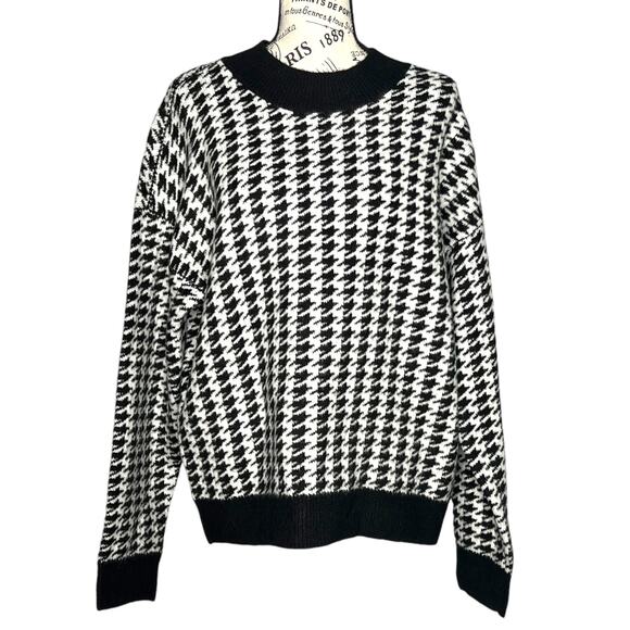 Threads 4 Thought LARGE Elexia Houndstooth Sweater - Pullover Crewneck Fluffy - Picture 1 of 12